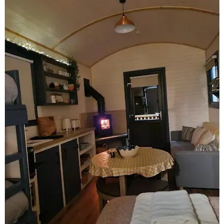 The Shepherds Hut At Foxglove Inch (Cork)